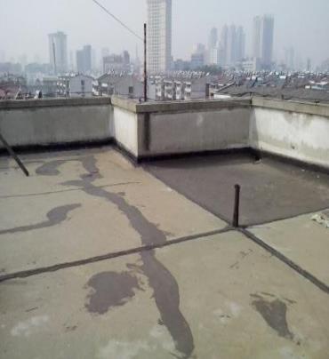 雨山漏水维修 楼顶漏水是什么原因，楼顶漏水维修方法是什么?